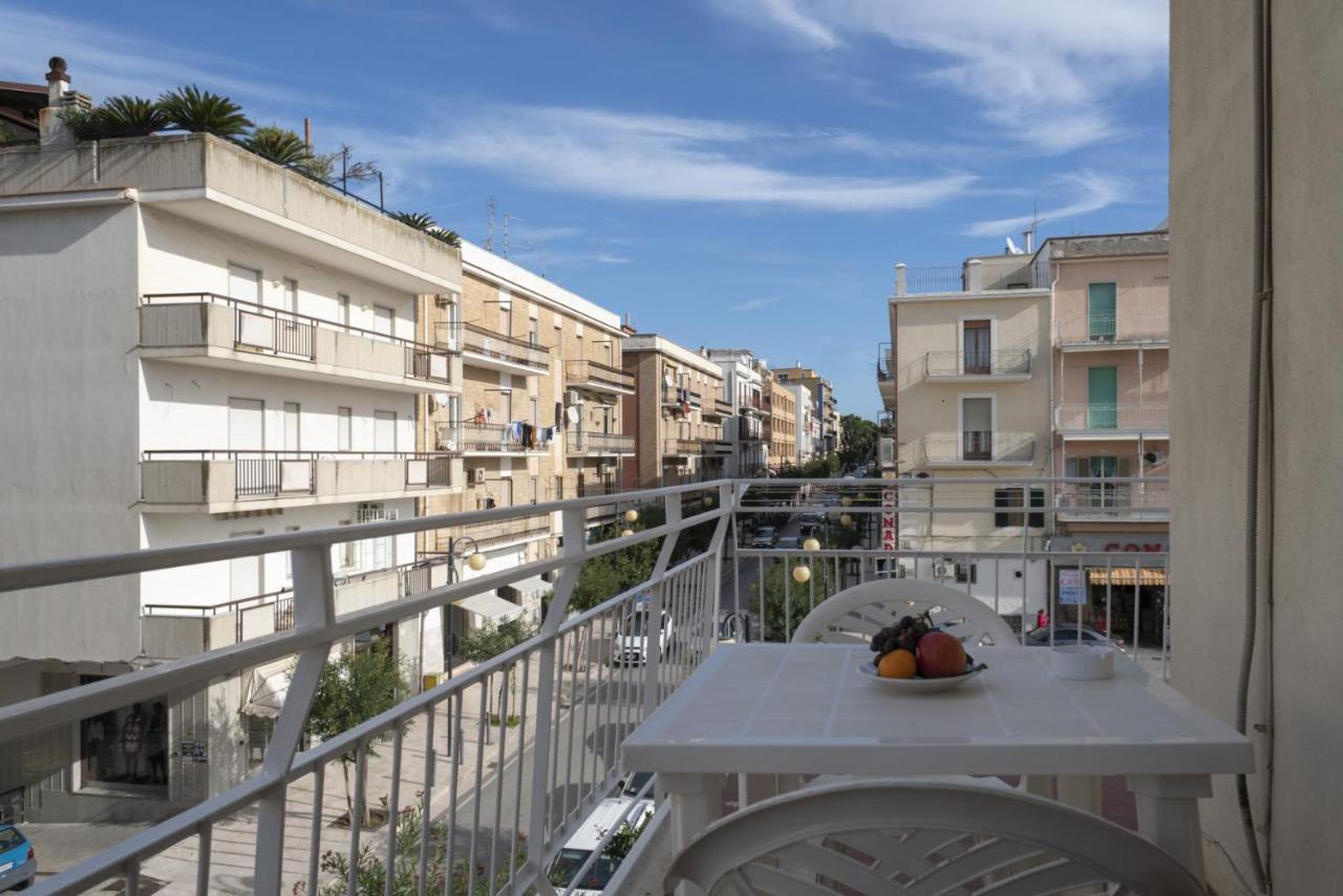 Dimora Del Corso Apartment Весте Екстериор снимка