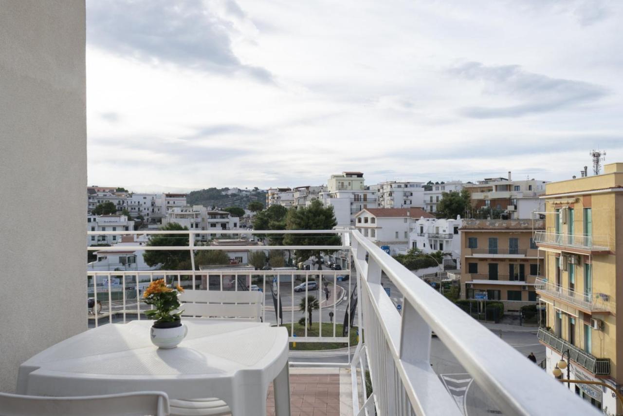 Dimora Del Corso Apartment Весте Екстериор снимка