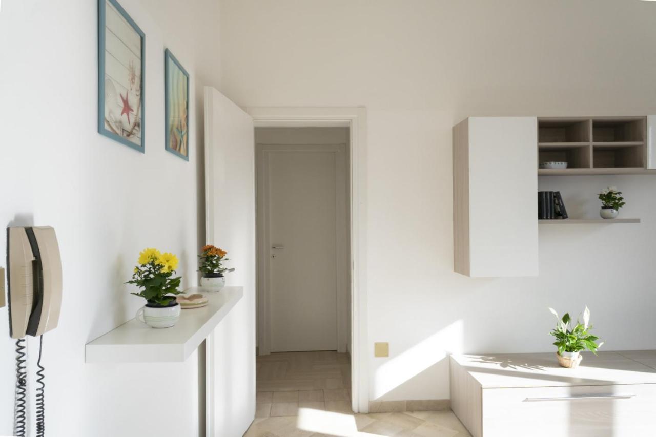 Dimora Del Corso Apartment Весте Екстериор снимка